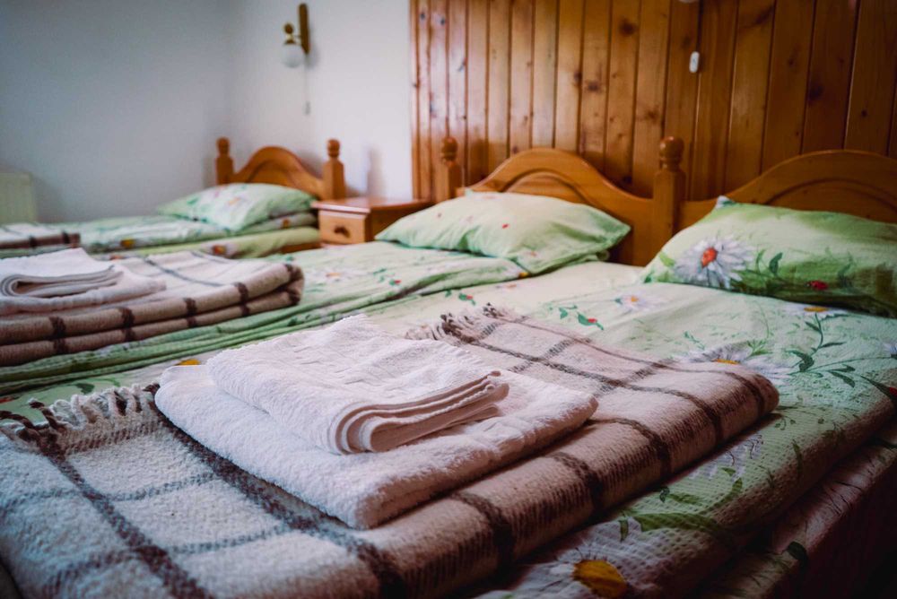 Revelion 2026 20-36 PERSOANE minim 3 NOPTI in Apuseni