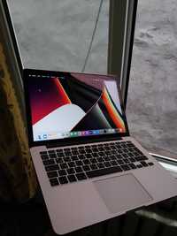 Apple MacBook PRO. Полный Full комплект. Производительный.