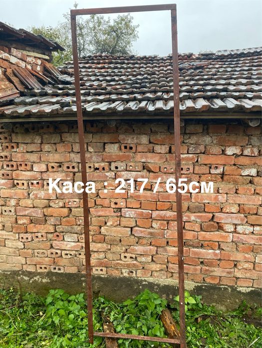 Метални врати и решетки