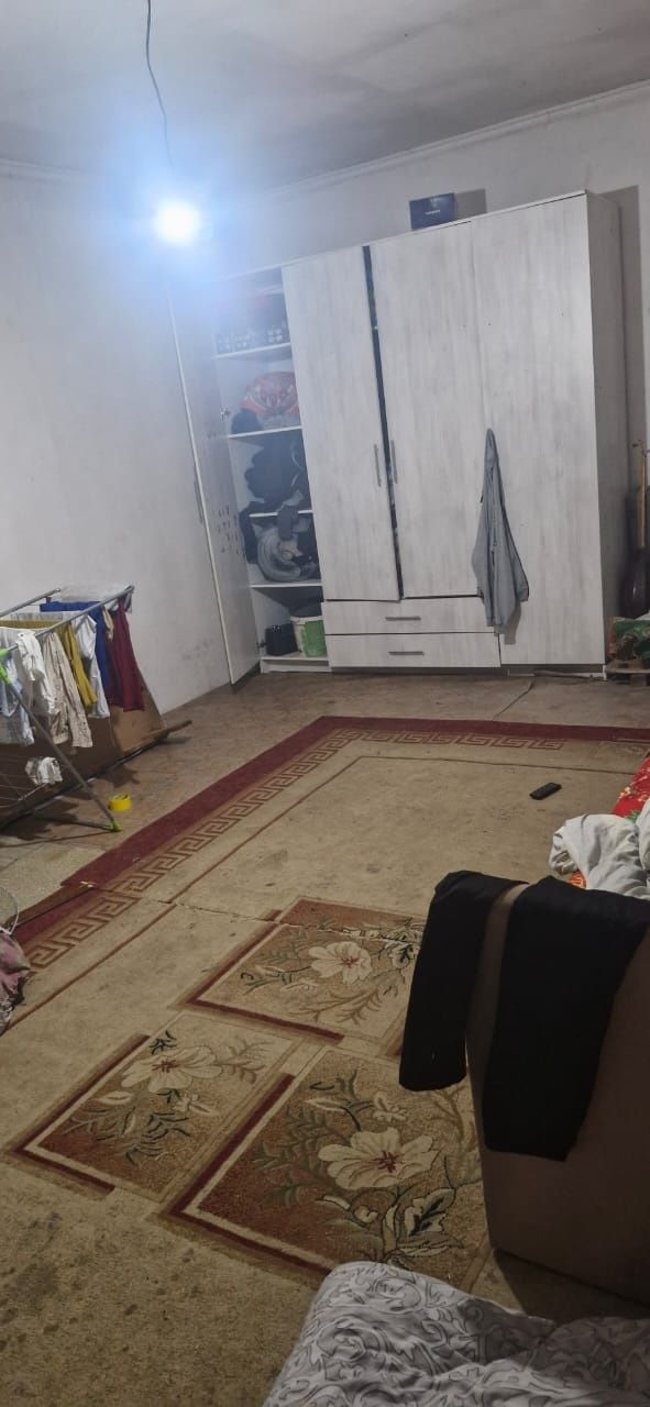 Срочно! Продам дом с земельным участком 10 сот. В мкр Азат