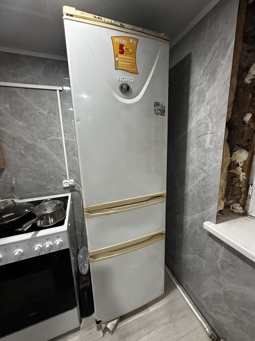 продам холодильник срочно, рабочий