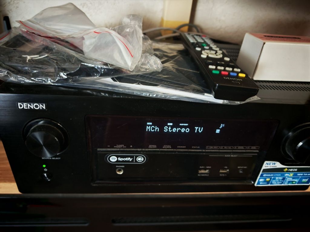 Продавам Denon 2400h