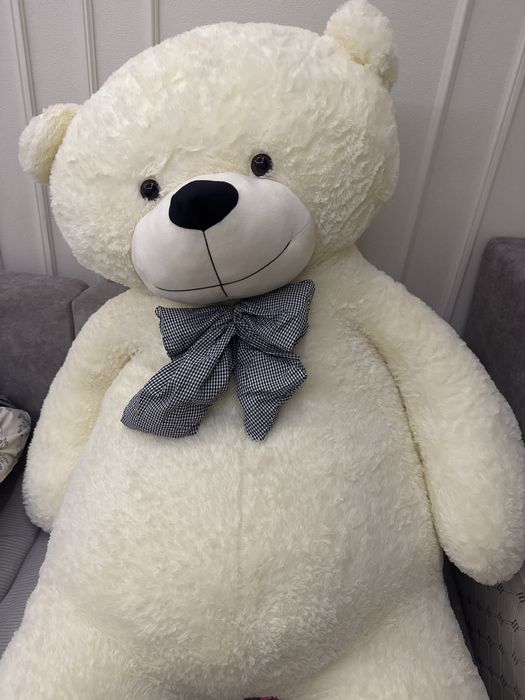 Продам мишку 2 метра , новая просто стоит