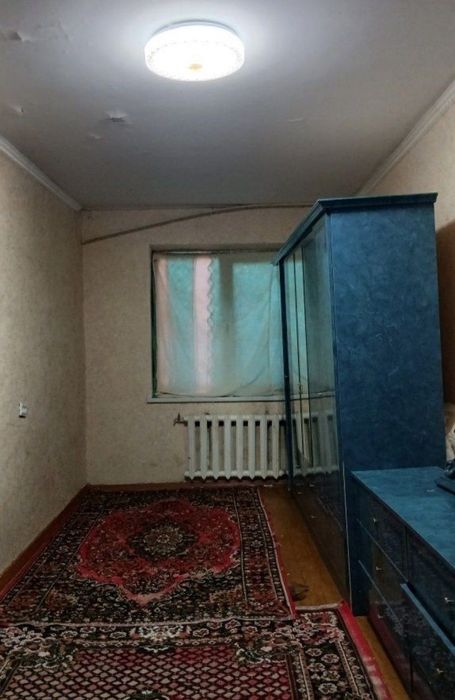 Chevarda 4 xonali uy sotiladi