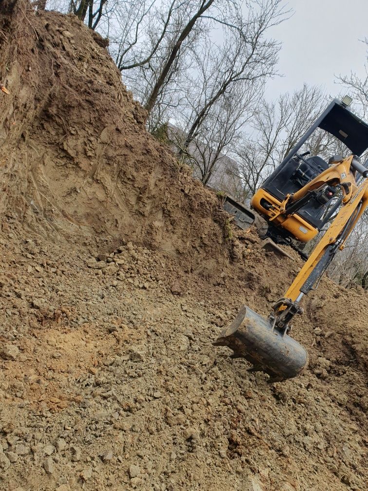 Miniexcavator jcb 8018