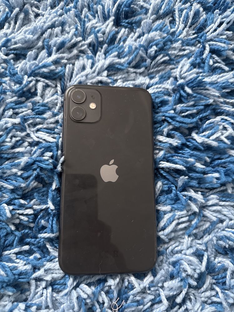 Iphone 11 в отличном соостоянии