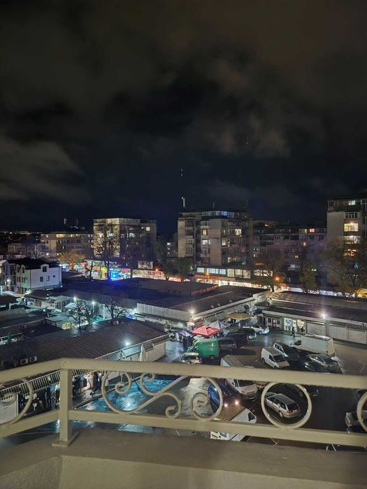 Двустаен напълно обзаведен Колхозен пазар