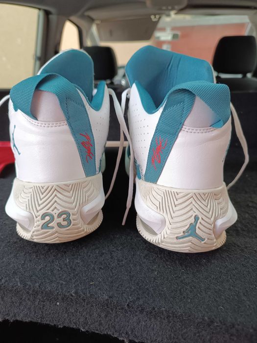 Кожени маратонки Jordan