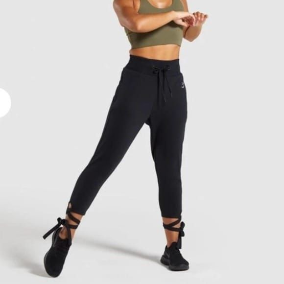 Pantaloni trening dama Gymshark, model unicat