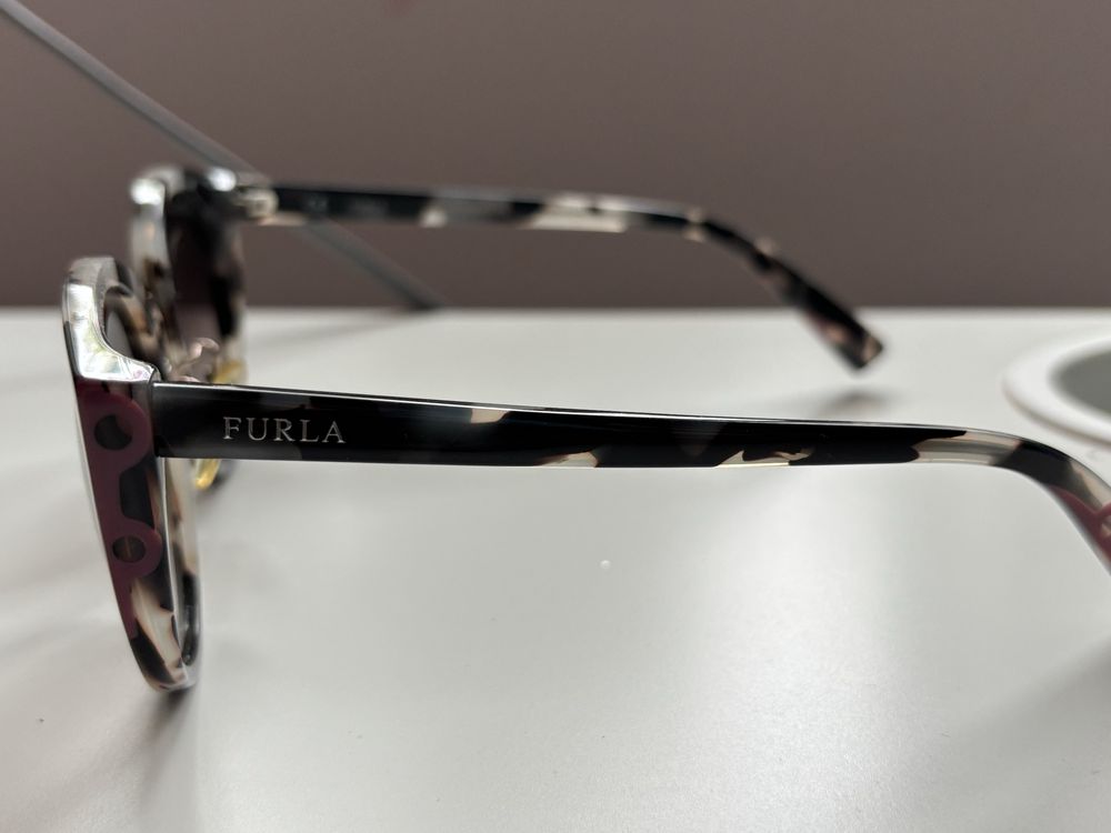 Дамски оригинални слънчеви очила Furla