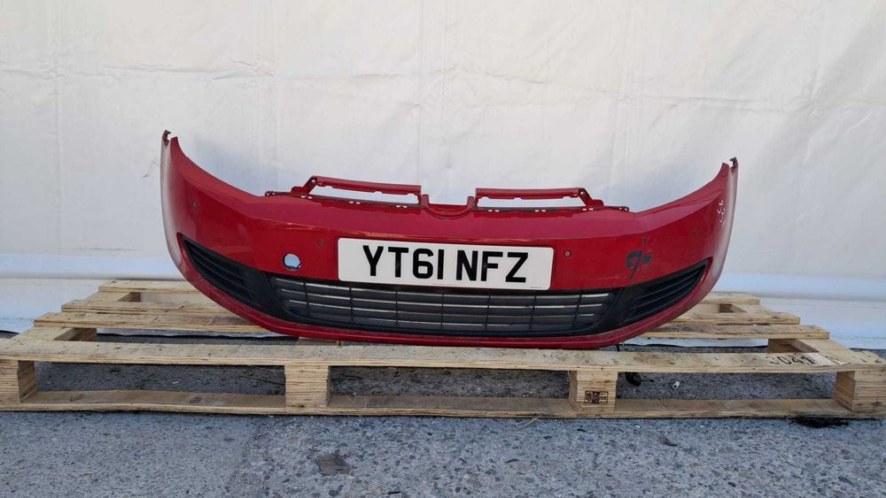 bara fata VW Golf 6 hatchback cu locas senzori parcare mic defect