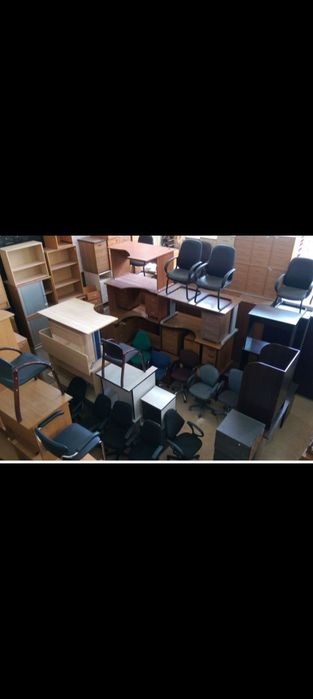 Распродажа офисной мебели.Столы,стулья,кресло,шкафы и тому подобное