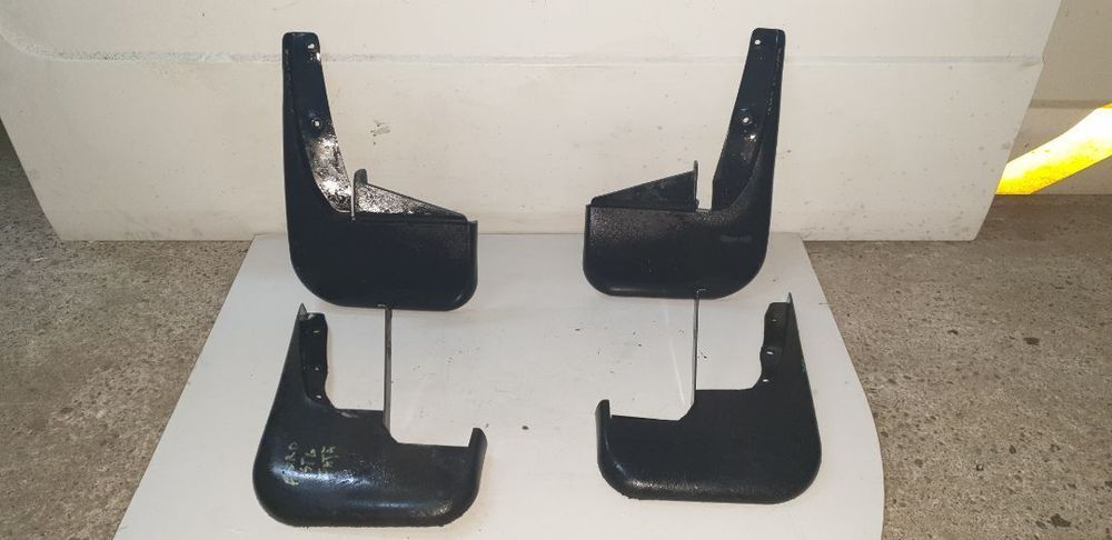 Aparatoare noroi pentru Ford Transit Euro 4 (2006-2010) an fabricatie