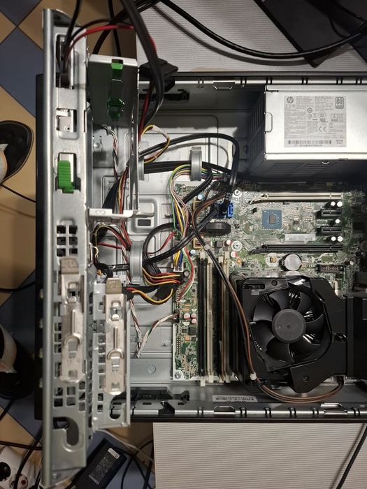 HP EliteDesk 800 G2 SFF -Intel Core i5-6600 (3.30/3.90 GHz)-16GB DDR4