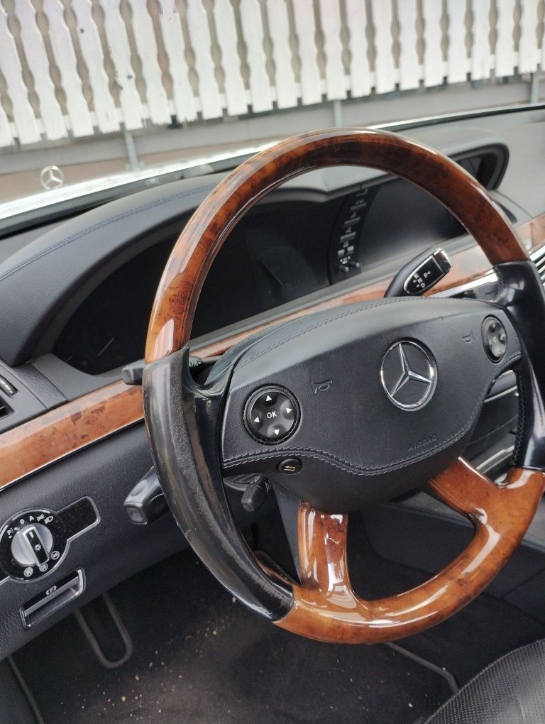 Здравейте продавам Мерцедес S 320  long W221  2008 година