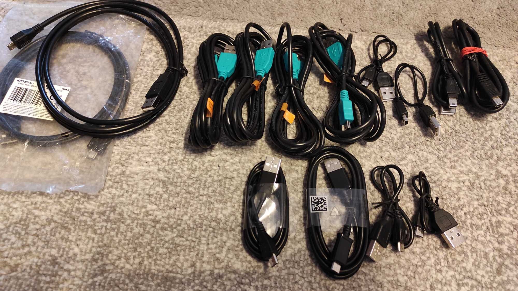 Diferite cabluri USB, mini+micro+iPhone, cablu adaptor bricheta auto