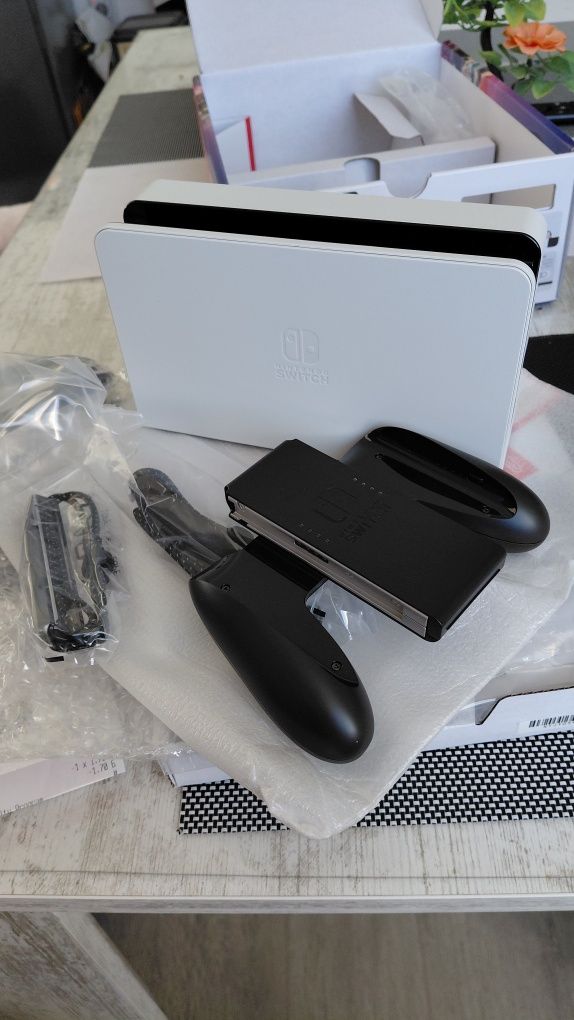 Nintendo SWITCH *OLED*