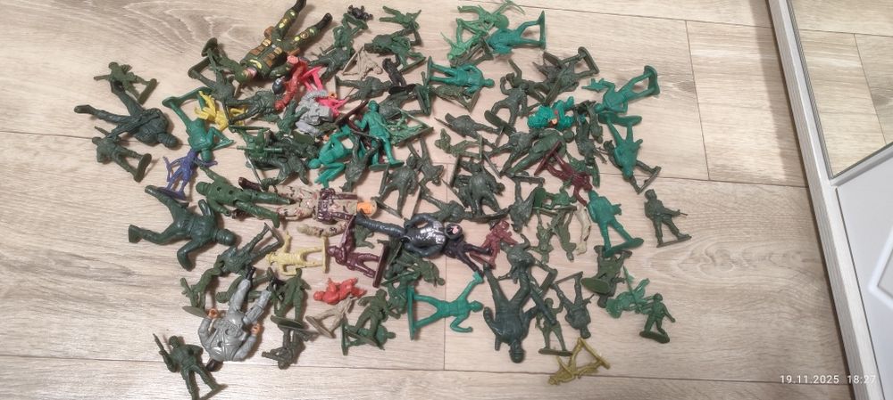 Солдатики среднего качества