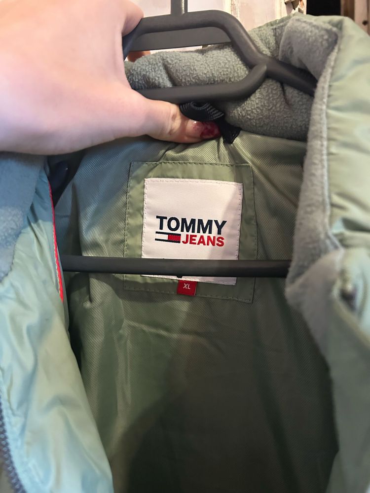 geaca dama cu gluga, pufoasa, verde menta, Tommy Hilfiger