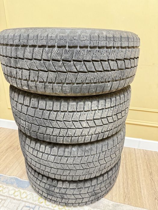 Зимны шина 235/55/18