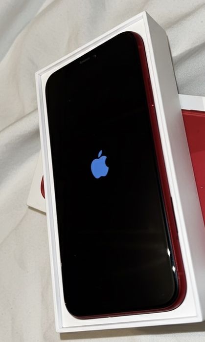 iPhone 11, 64GB, хорошее состояние.