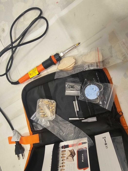 Set letcon Preciva 947 ciocan lipit electronice si gravaj pe lemn