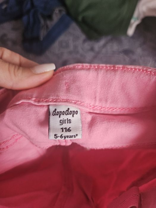 Pantaloni scurti si tricou H&M