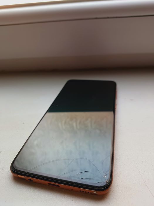 Samsung A70 portocaliu
