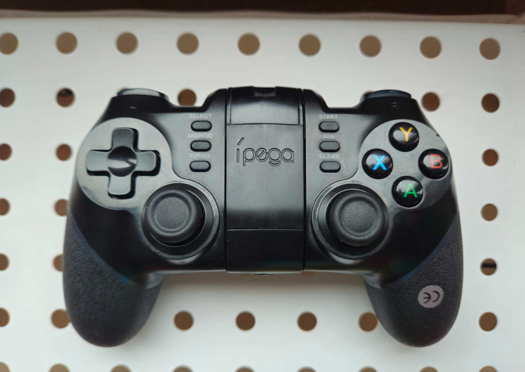 iPega PG-9076 Bluetooth геймпад За Android/PC/PS3/iOS (iCade)