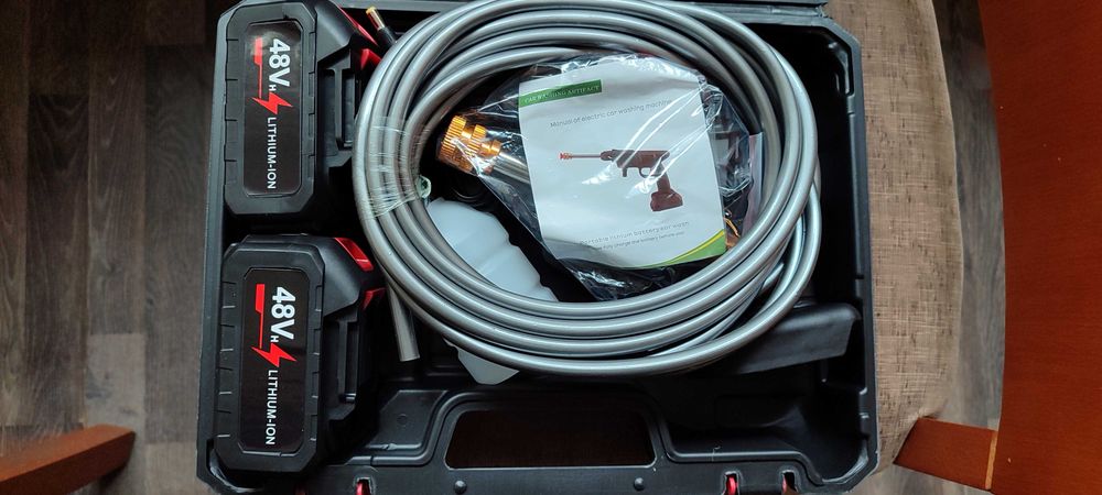 Безжичен воден пистолет Cleaning Gun