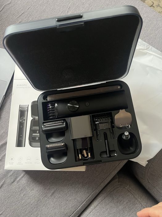 Многофункционален тример Xiaomi Grooming Kit Pro с 24м гаранция