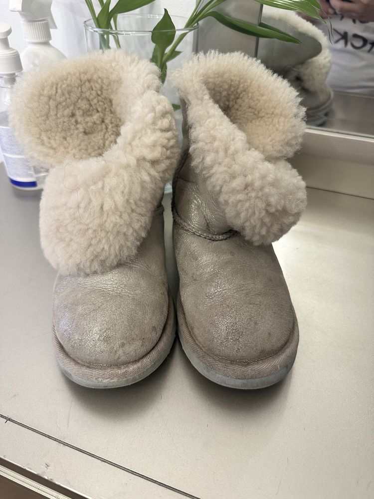 Ugg fetite- frozen marime 30- 100lei