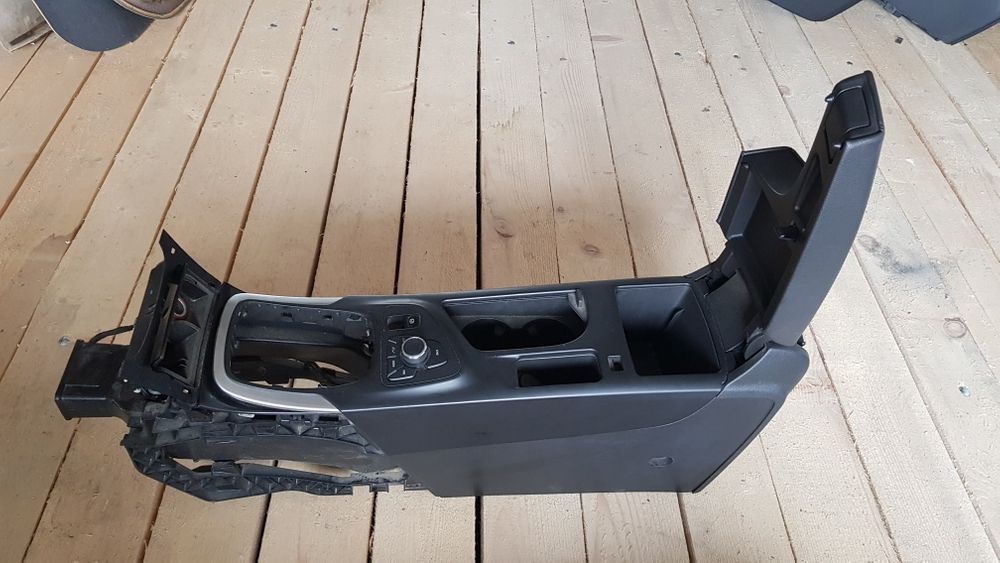 Consola centrală cotiera frână mana electronica Opel Insignia VLD2392