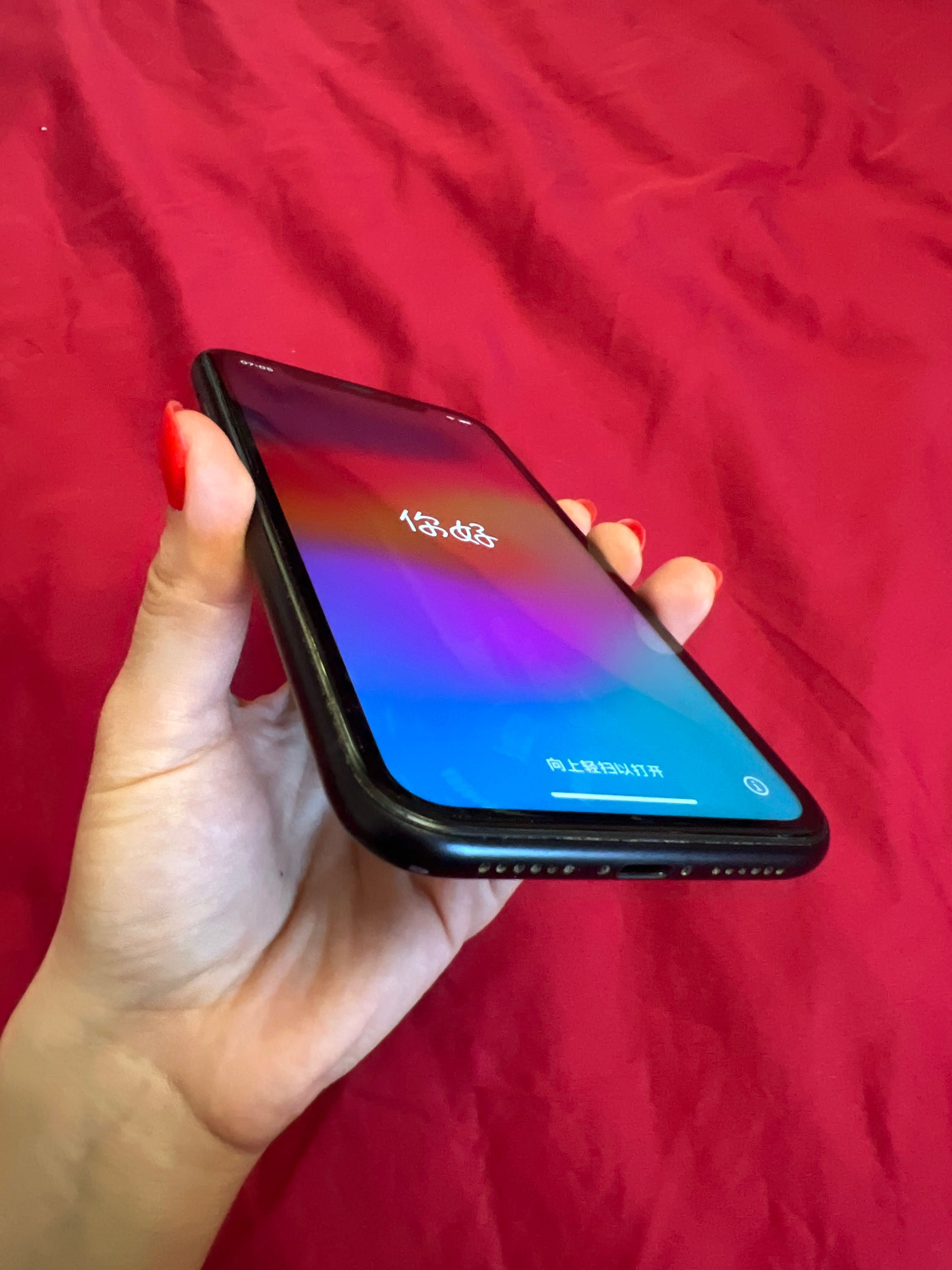 Iphone XR culoarea negru