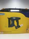 Capsatorul cu acumulator Rapid BTX606 Sigilat G