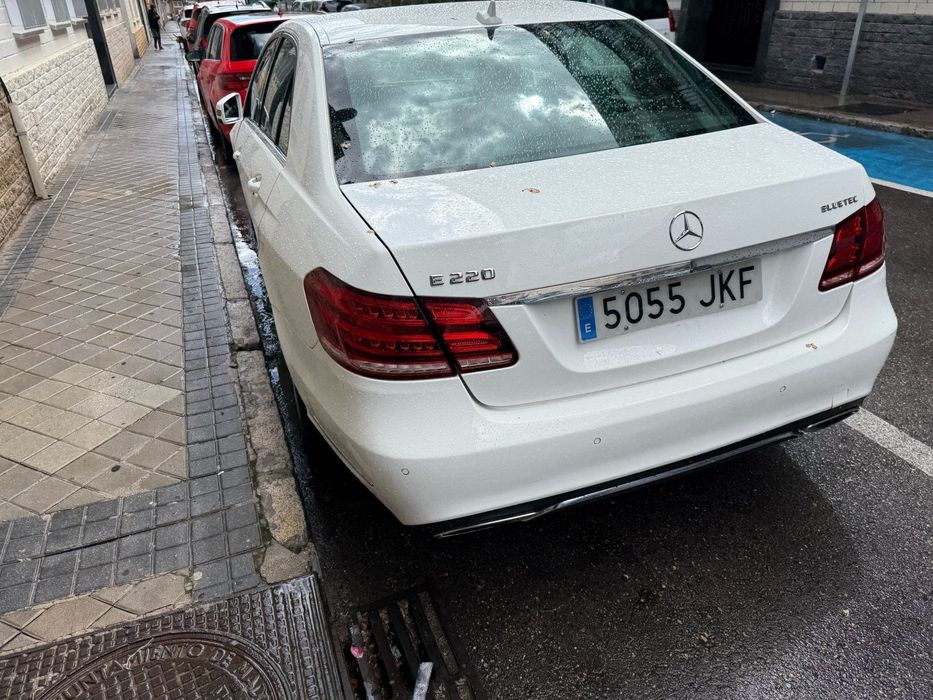 Mercedes E Class 2.2d 170cp 2016 Automata euro6