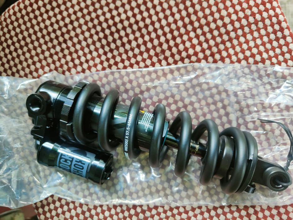 Suspensie Rockshox Superdeluxe select