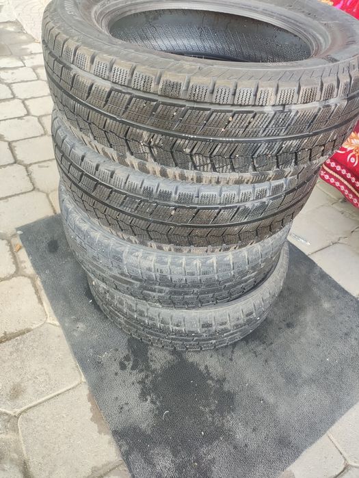 зимние шины комплект