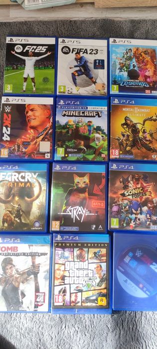 Плейстейшън 5 + игри и 2 джойстика