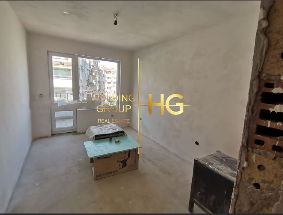 Продава се Двустаен апартамент в Варна, Цветен квартал - 55 кв.м за 1673 €/кв.м - Снимка #1