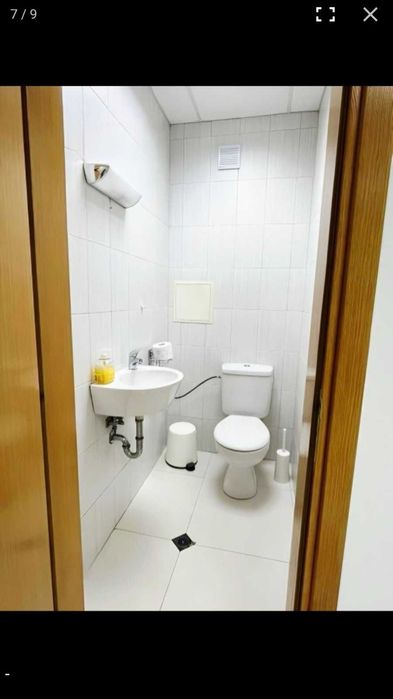 Дава се под наем Офис в София, Малинова долина - 306 кв.м за 1400 € - Снимка #1