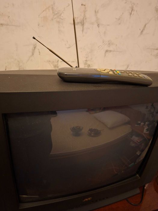 Телевизор JVC запазен
