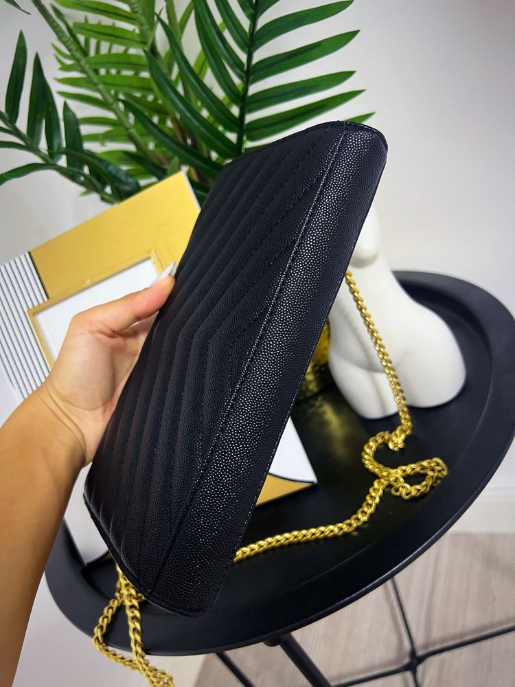 Geantă Yves Saint Laurent – Cassandra – Nouă