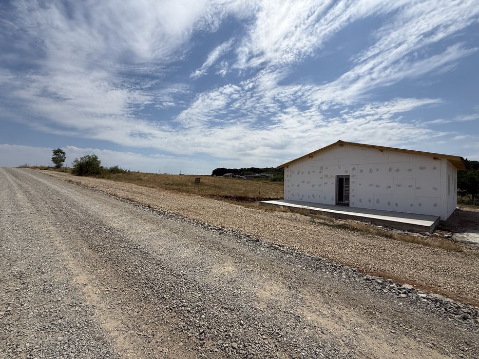 Teren intravilan chisirid