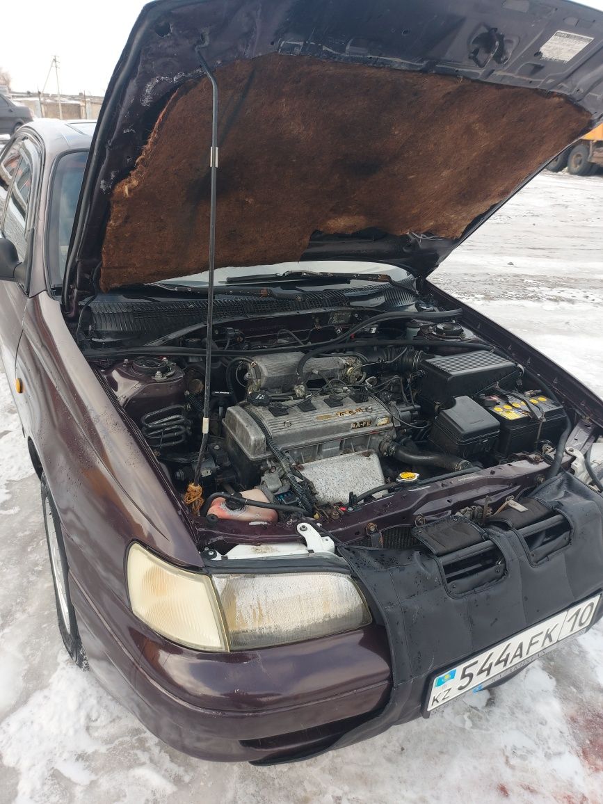 Продам TOYOTA CARINA E, 1994 YE.