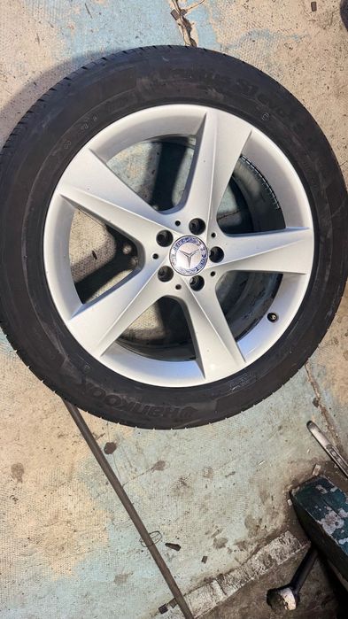 roti mercedes 19 + cauciucuri 235/55/19 hankook (purtate o vara)