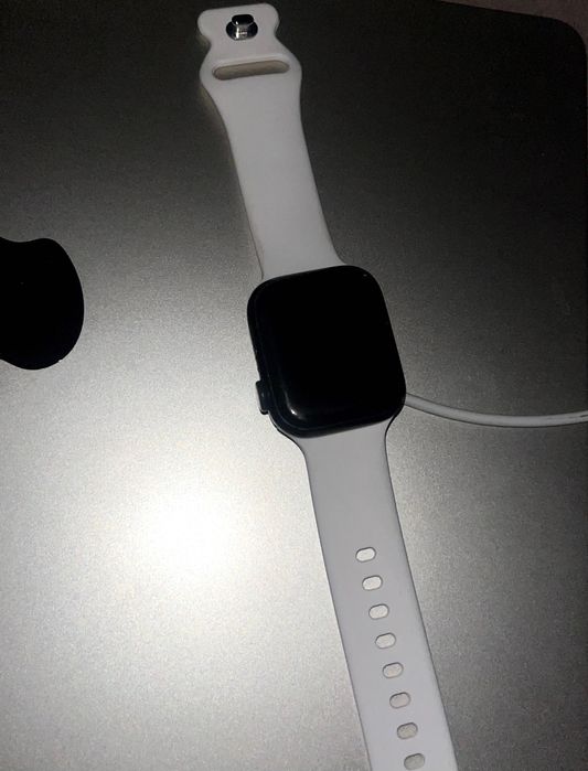 Apple Watch 8 Series