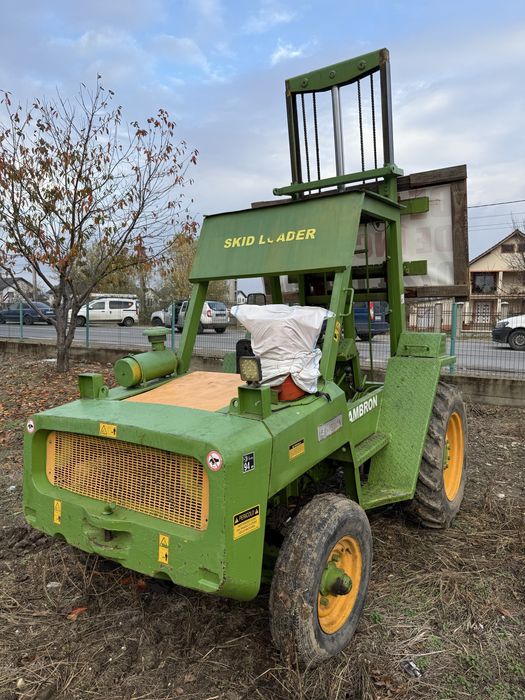Vand Stivuitor pentru teren accidentat