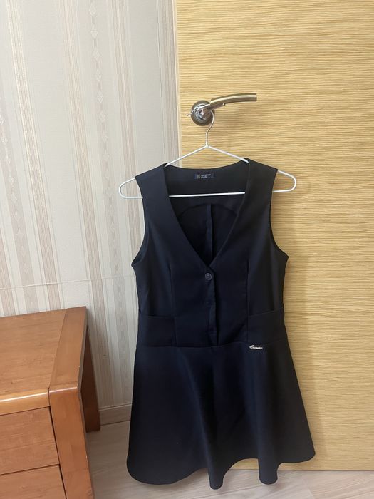 Школьная одежда на девочку 10-11 лет. Одежда почти новая, носили редко