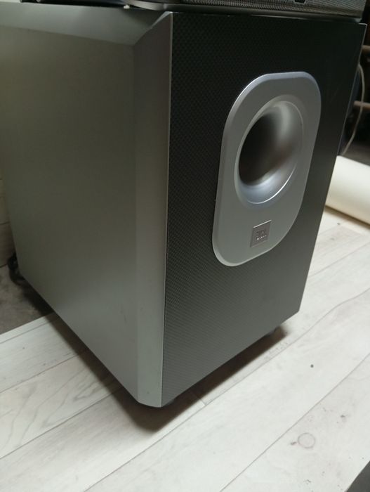 Субуфер JBL sub 200 / 300 +3бр.колонки